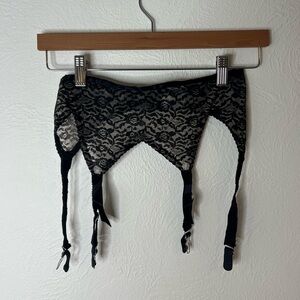 Vintage Pin Up Black Lace Garter Belt with Hooks size XS
